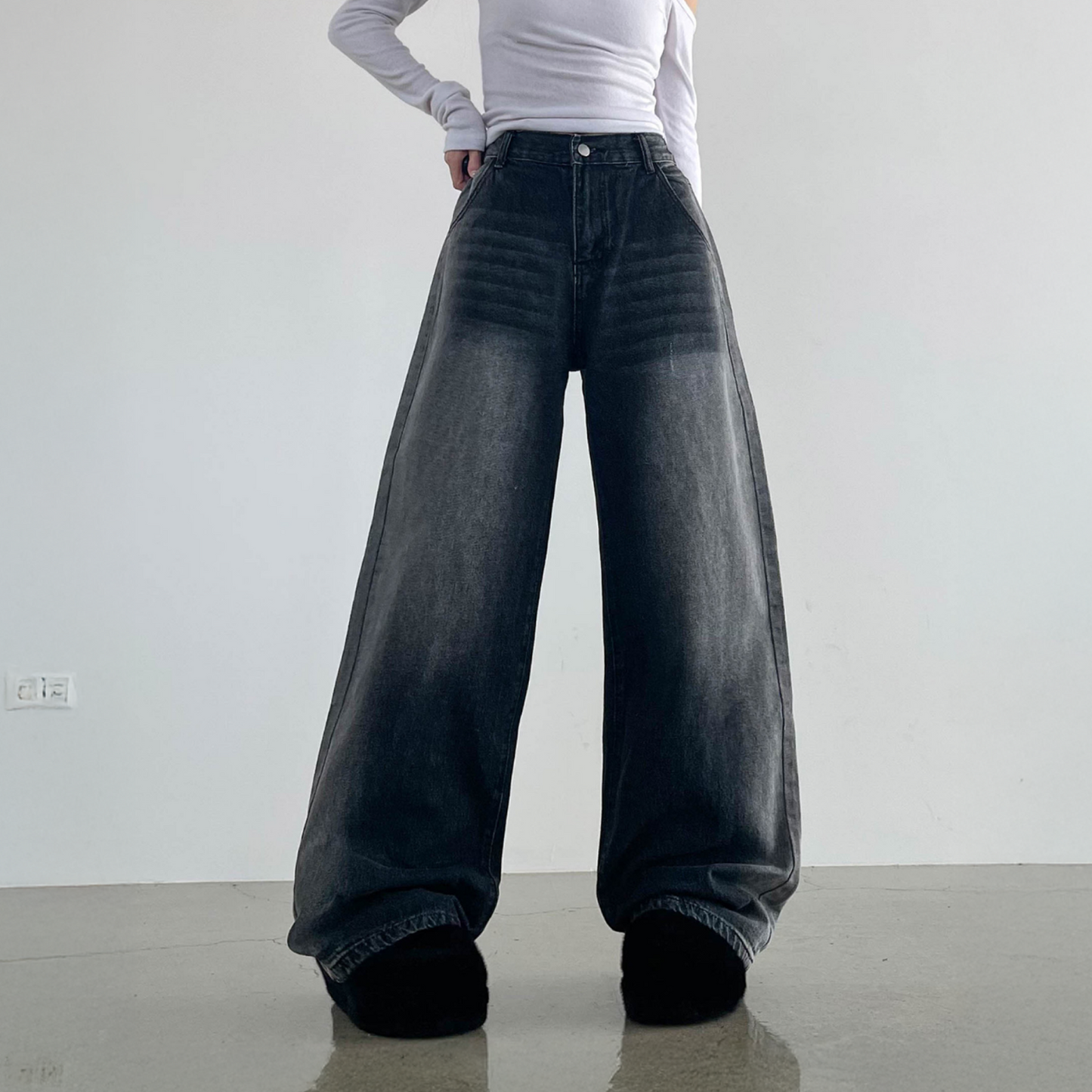 Washed Wide-Leg Denim Long Pants