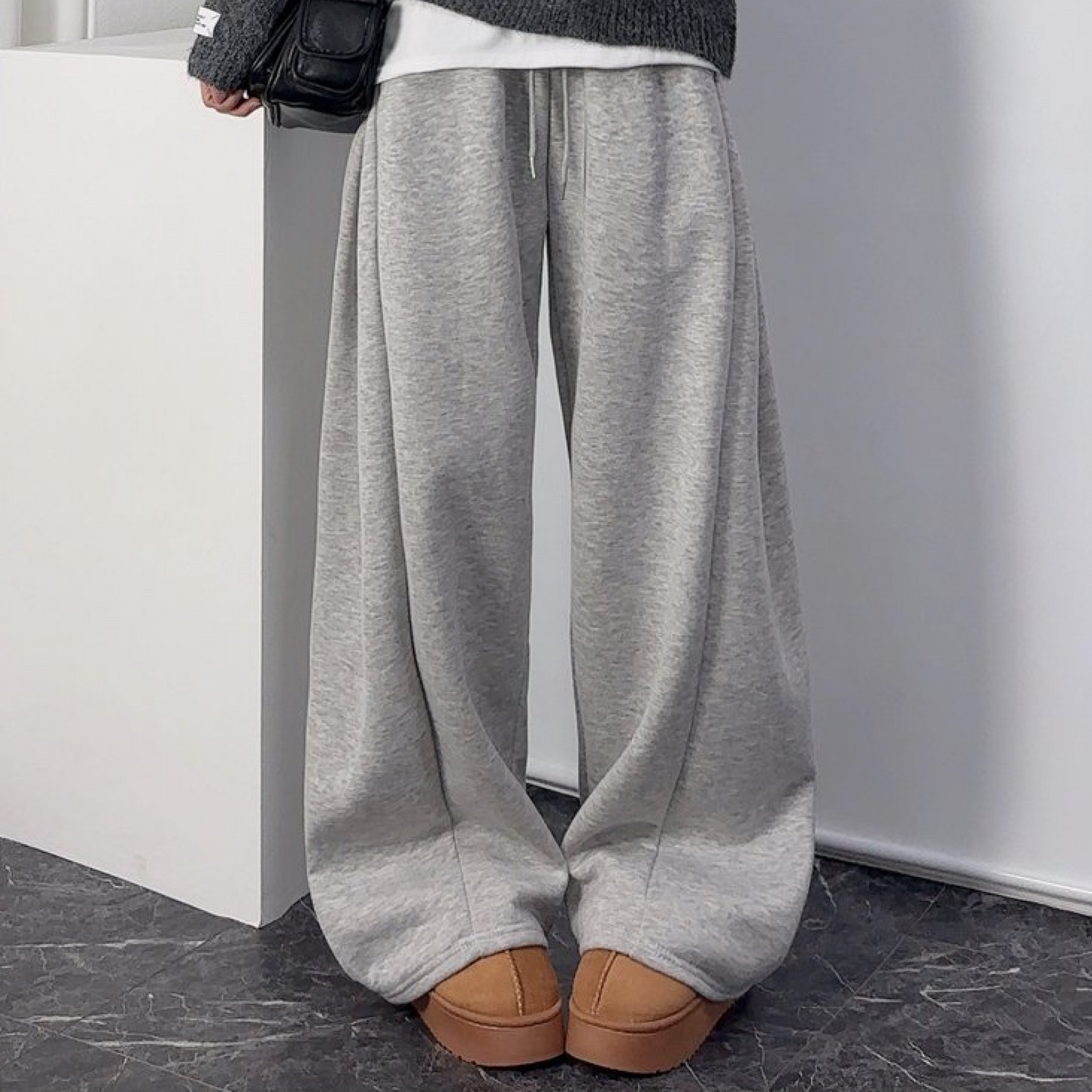 Wide Sweatpants with Side Pin-Tuck