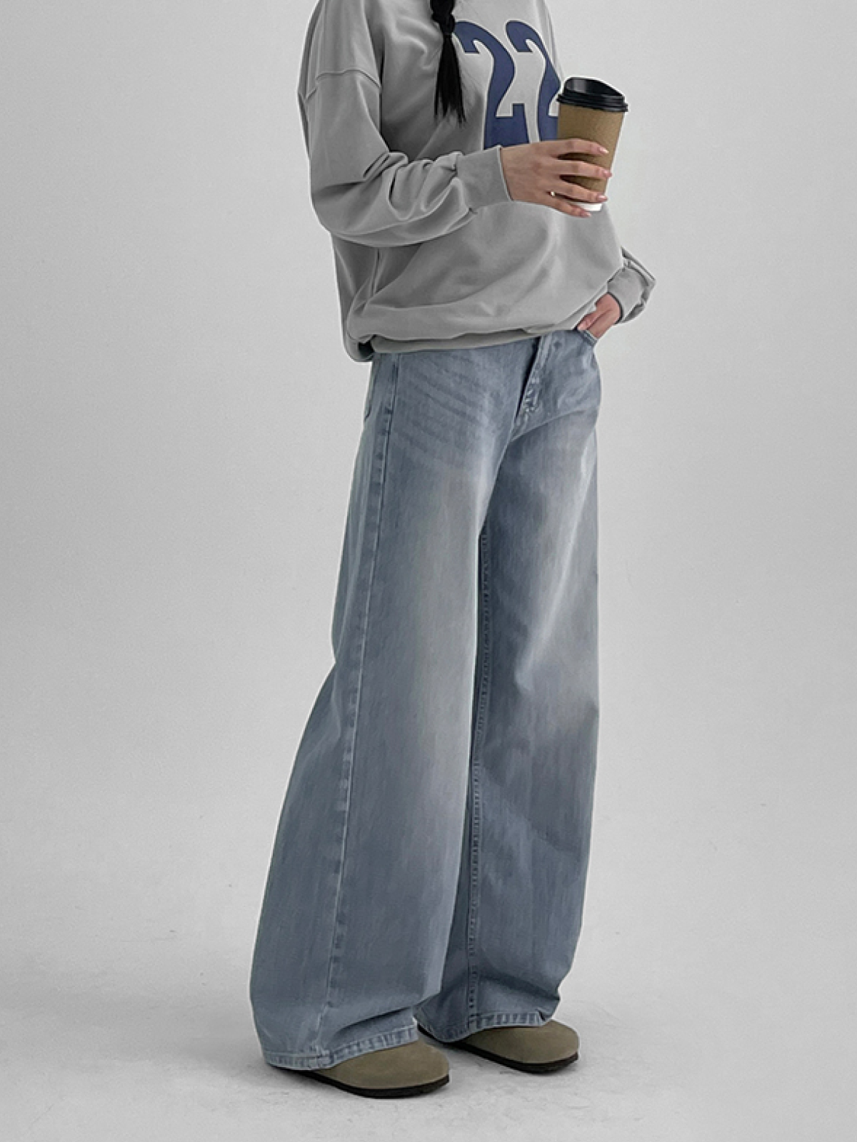 Dejua Wide-fit Denim Pants