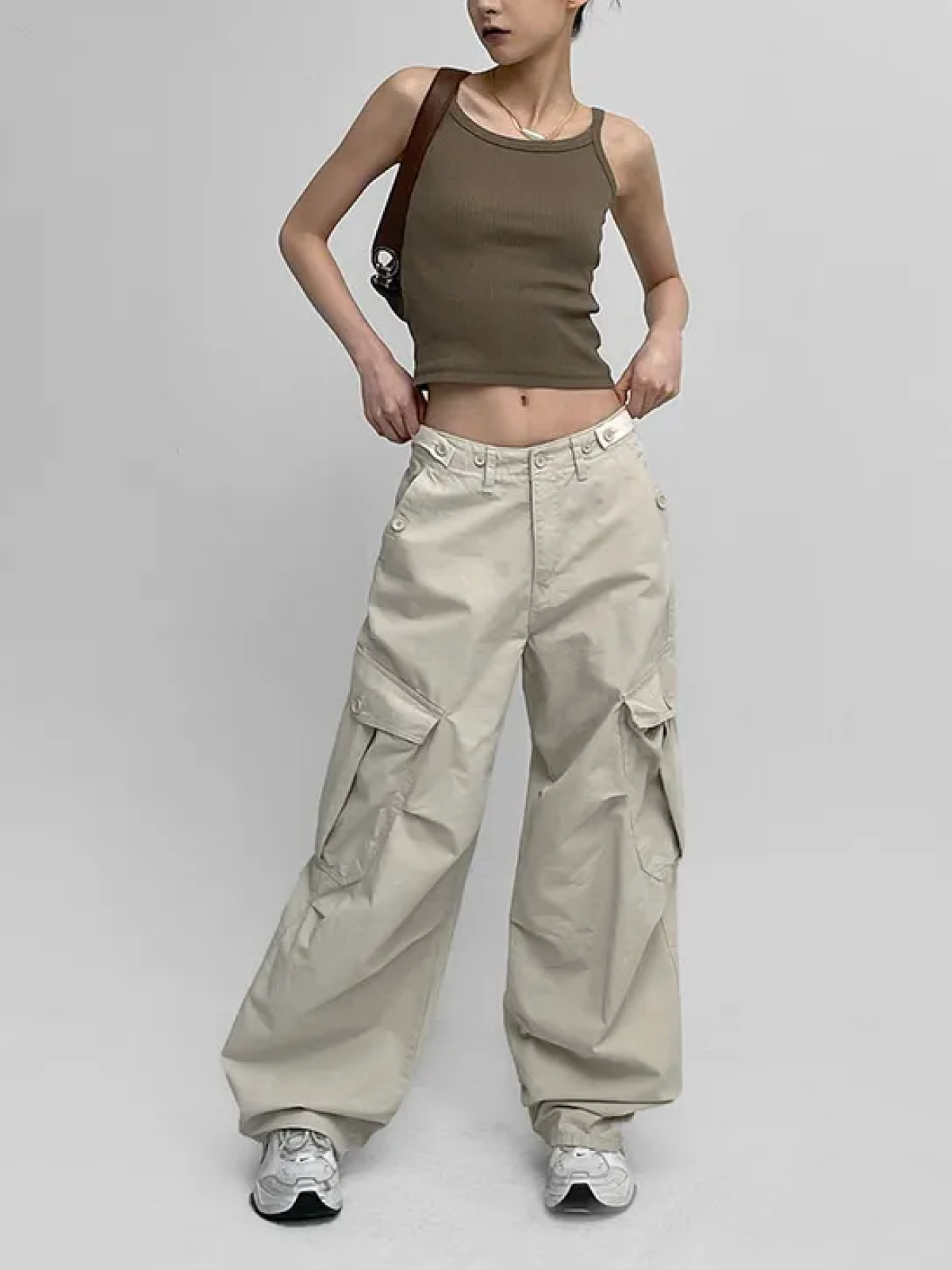 Chino Cargo Pants with Pocket Detail