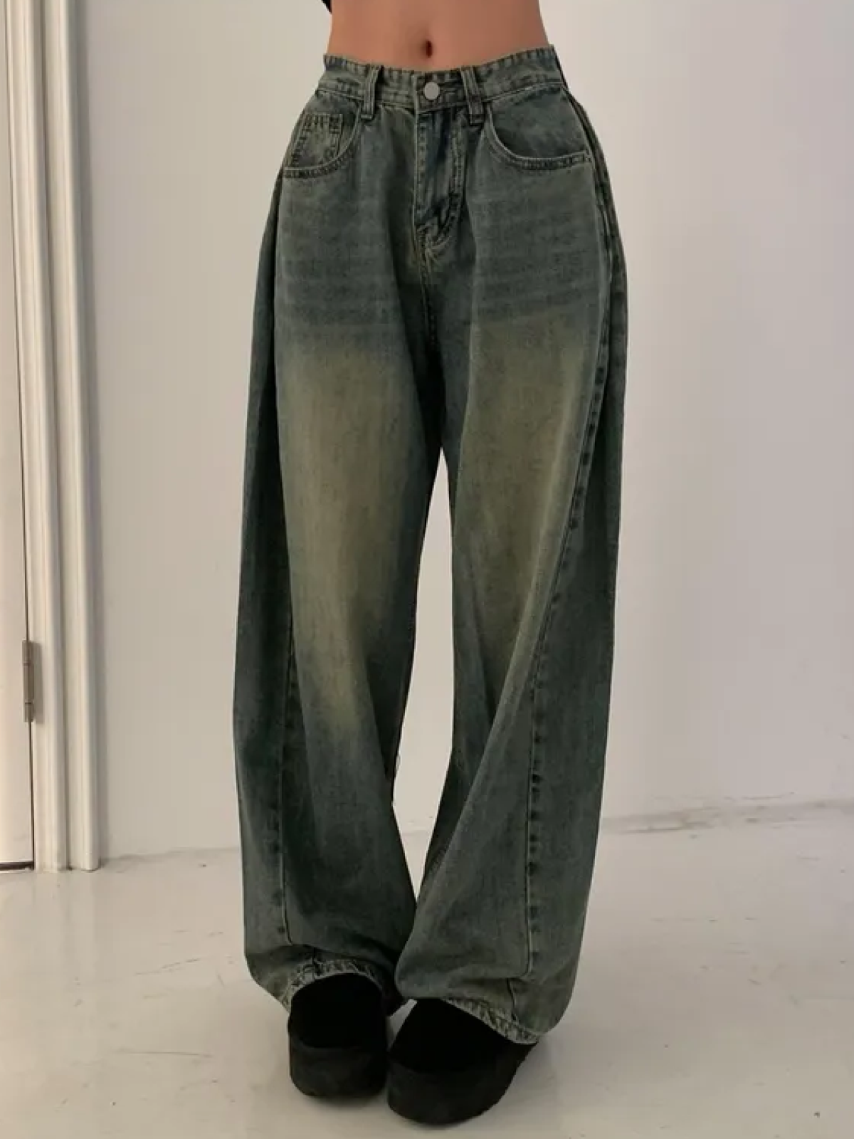 Peeling-Washed Wide-Leg Pants with Side Seam