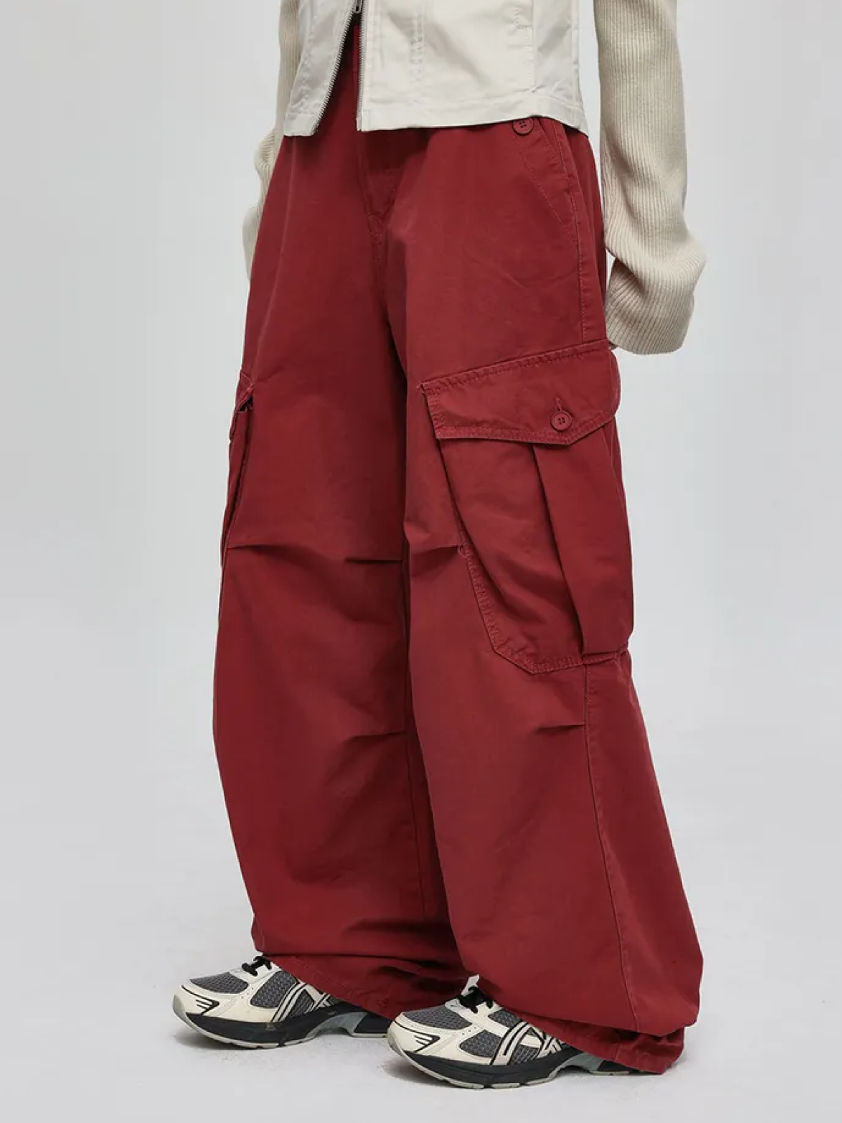 Chino Cargo Pants with Pocket Detail