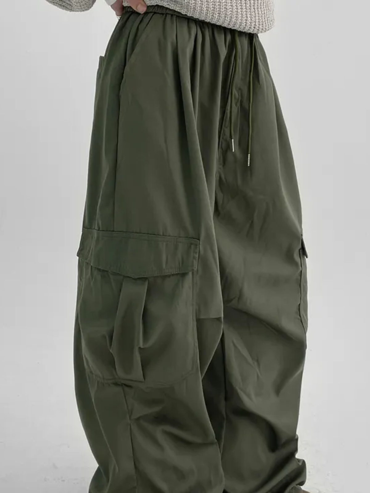 Cheton Cargo Banding Pants with Pockets