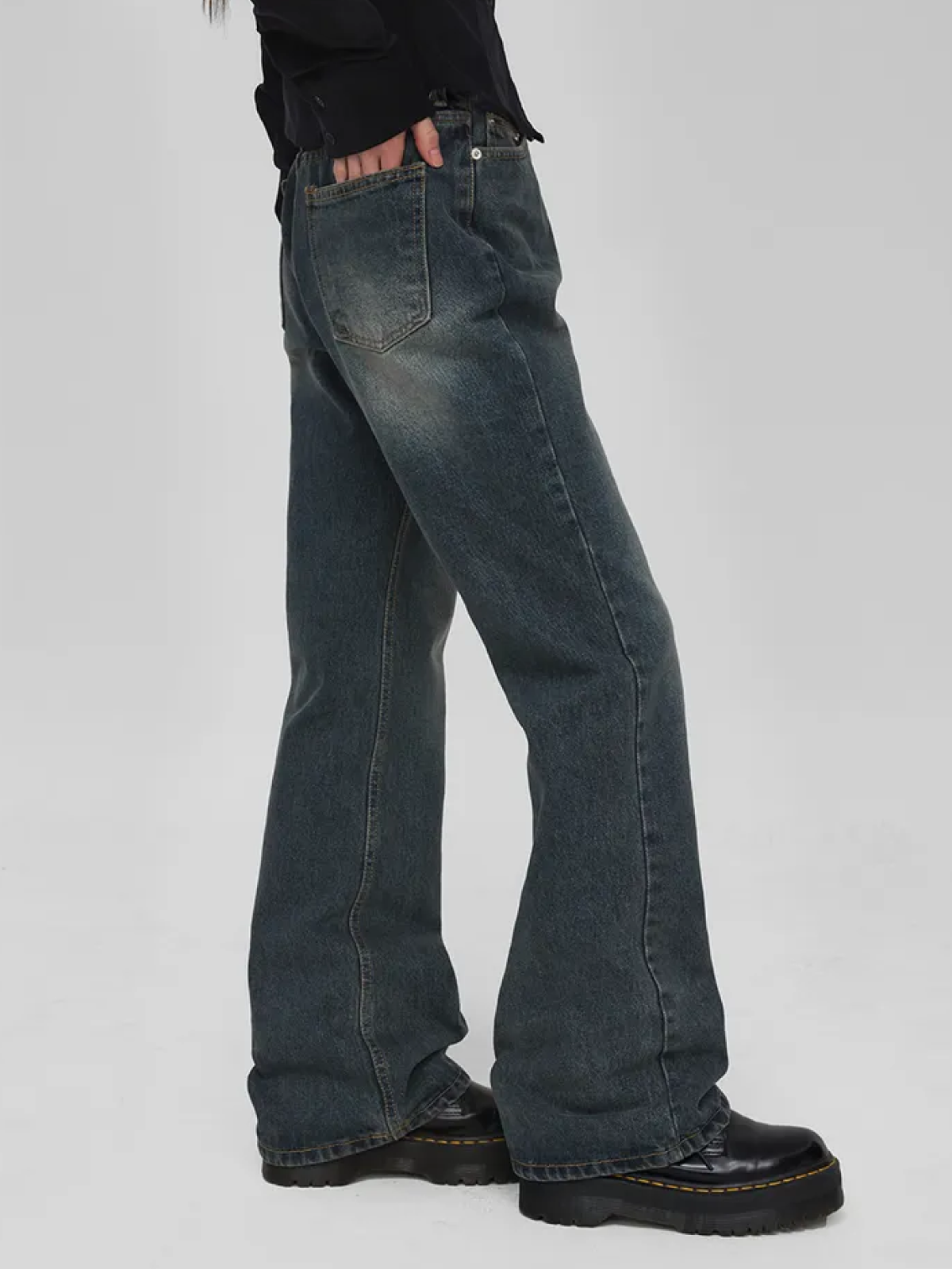 Wide Bootcut Denim Pants – Long, Vintage-Washed & Everyday Wear