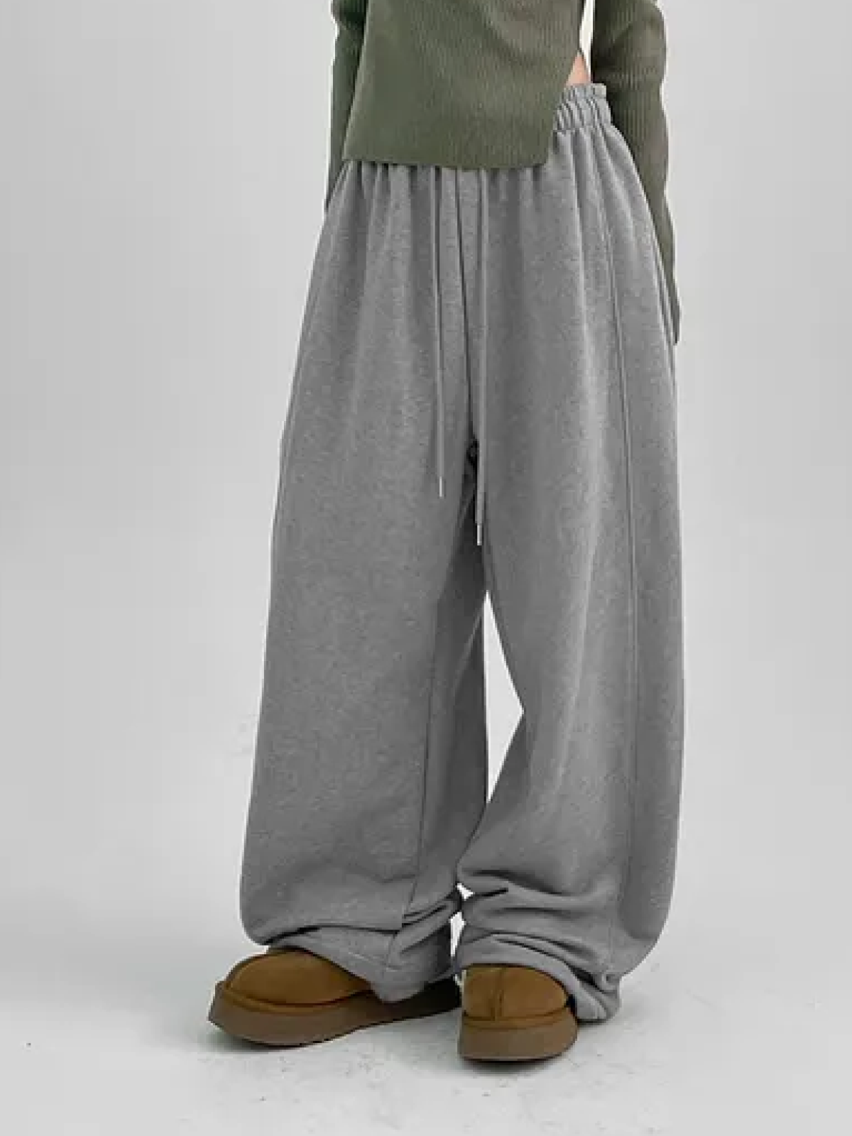 Baggy Wide-Leg Jogger Sweatpants