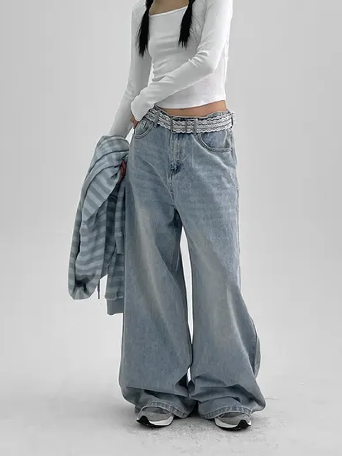 Curved-Waist Washed Wide-Leg Denim Pants