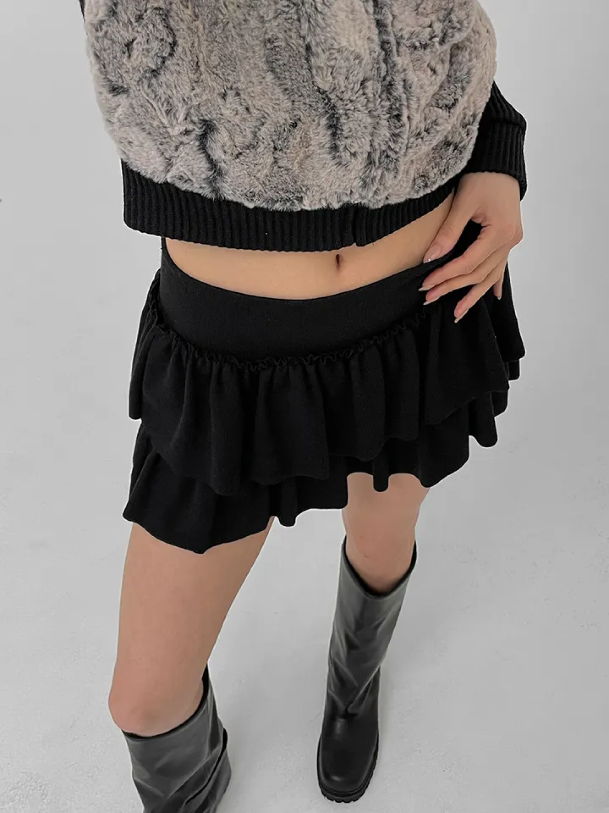 Feminine Shirred Mini Skirt Pants with Trendy Banding – Perfect for Spring & New Semester