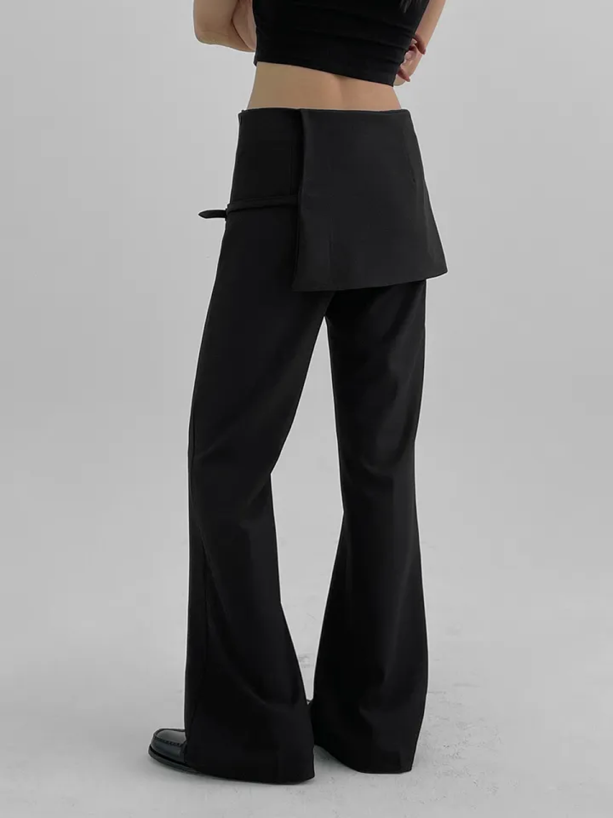 Rounded Bootcut Wrap Slacks