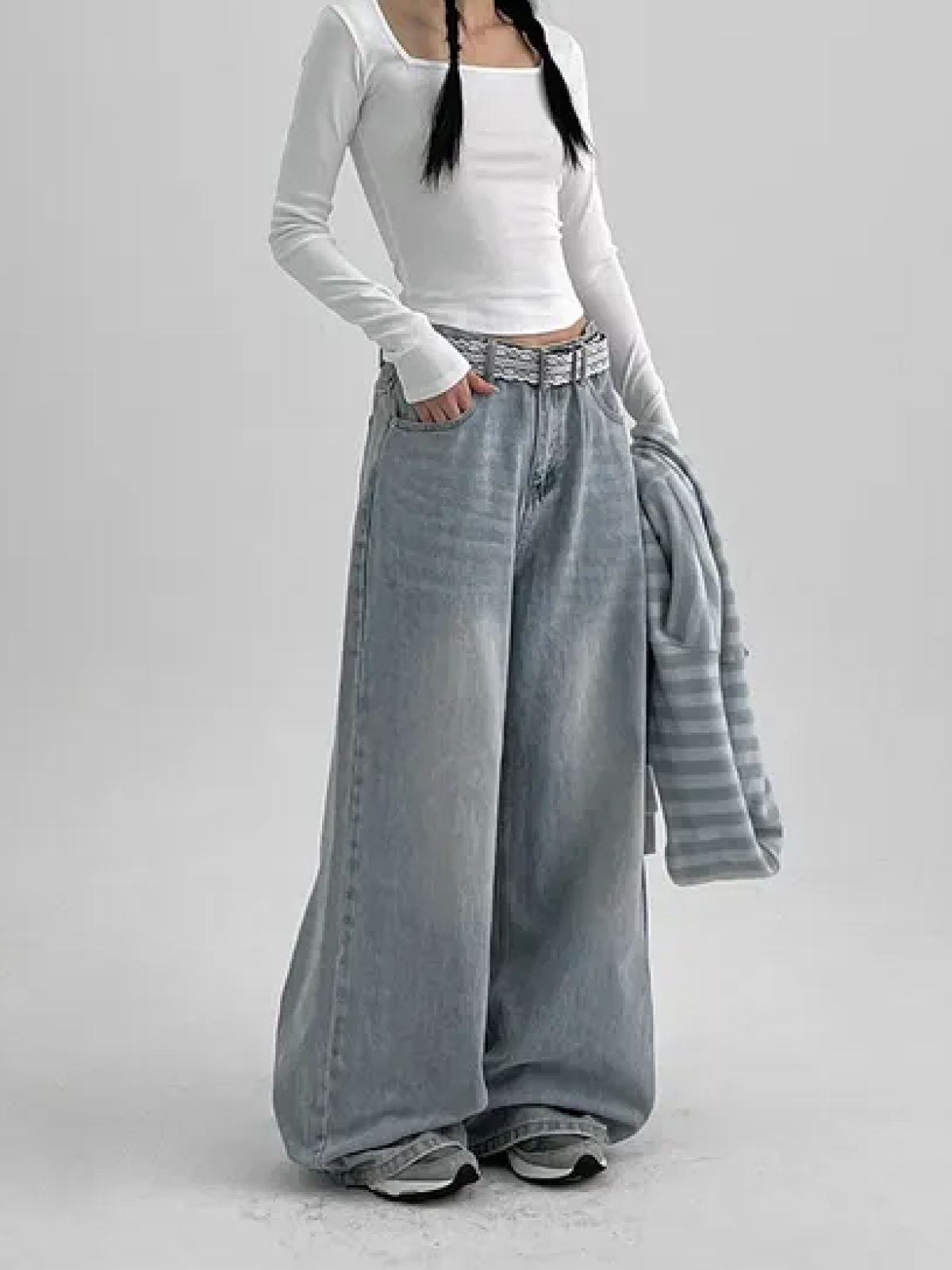 Curved-Waist Washed Wide-Leg Denim Pants