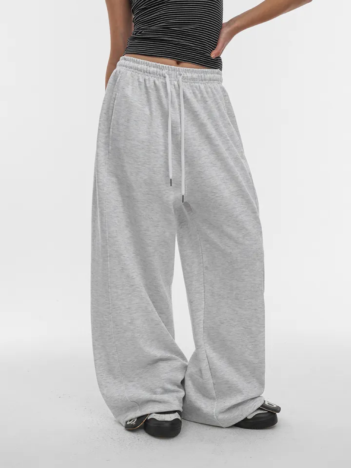 Air Sweat Wide-fit Banding Sweatpants