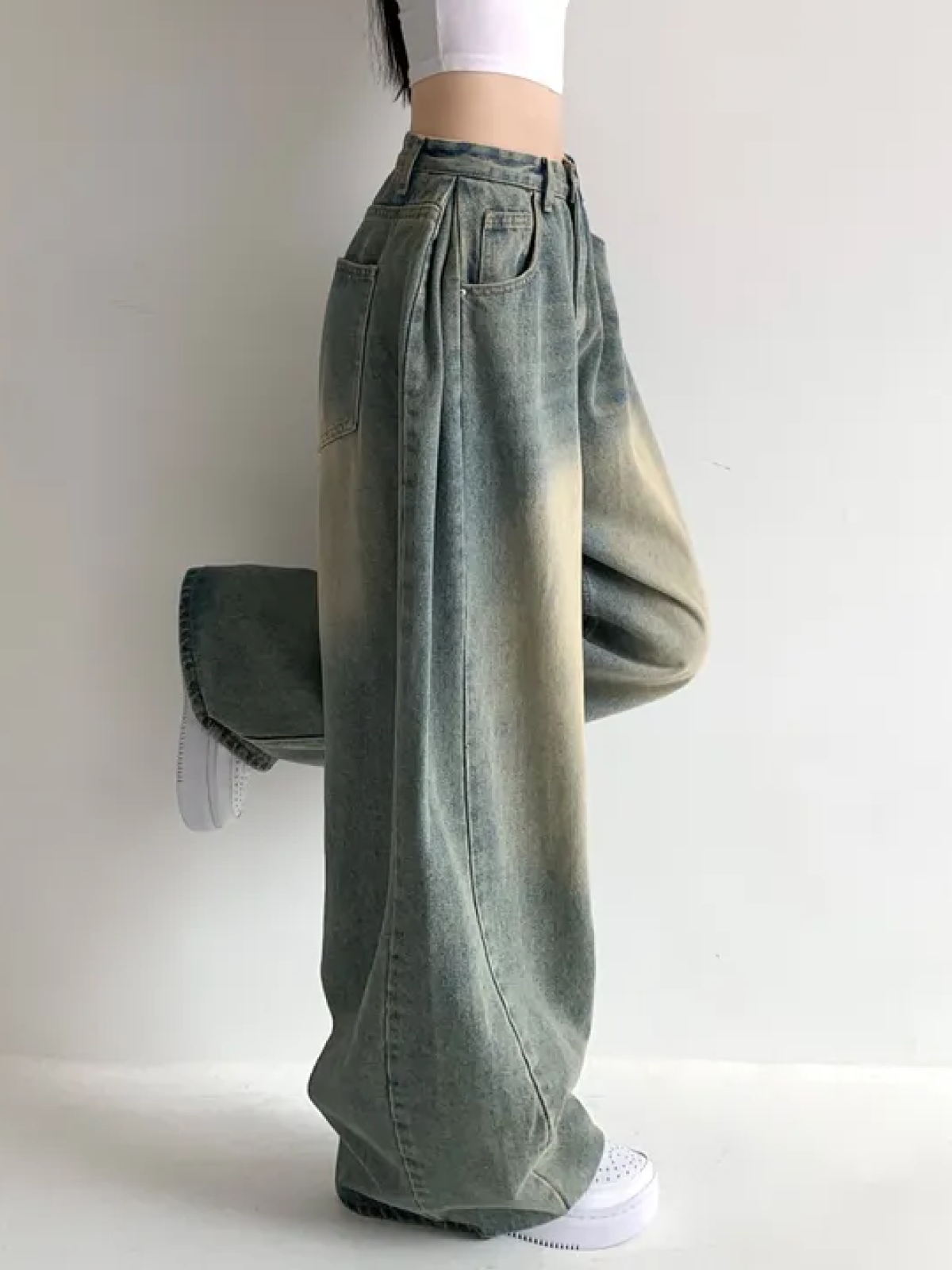 2-Length Vintage-Washed High-Waisted Balloon Denim Pants with Side Pin-Tucks