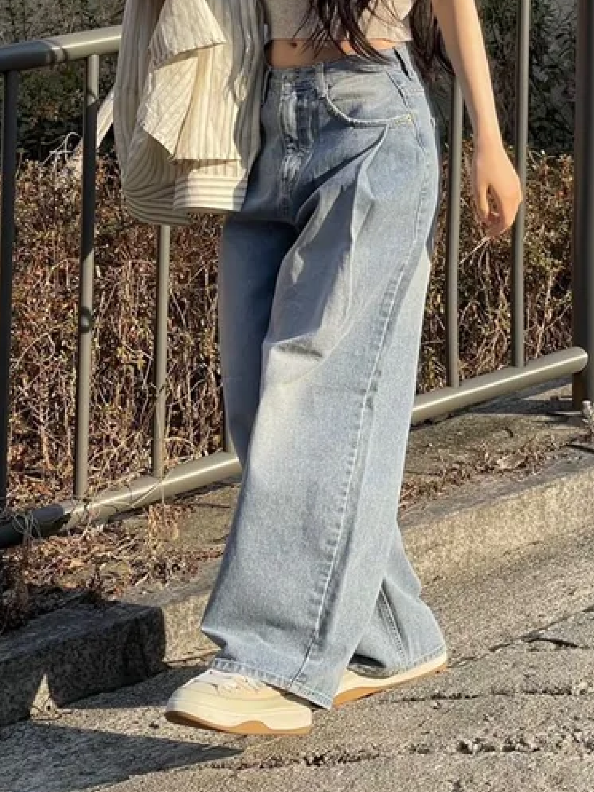 Pleated Vintage Semi-Wide Denim Pants – 2 Color