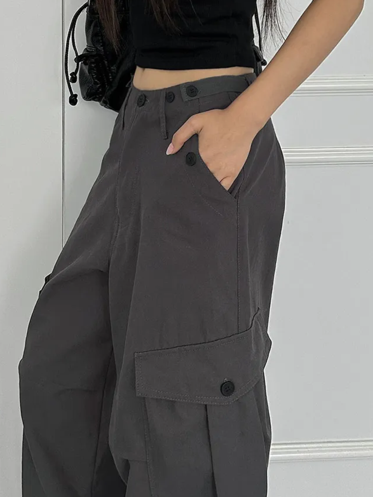 Cargo Wide Pants [Buttoned Waist / Pin-Tucked Pocket]