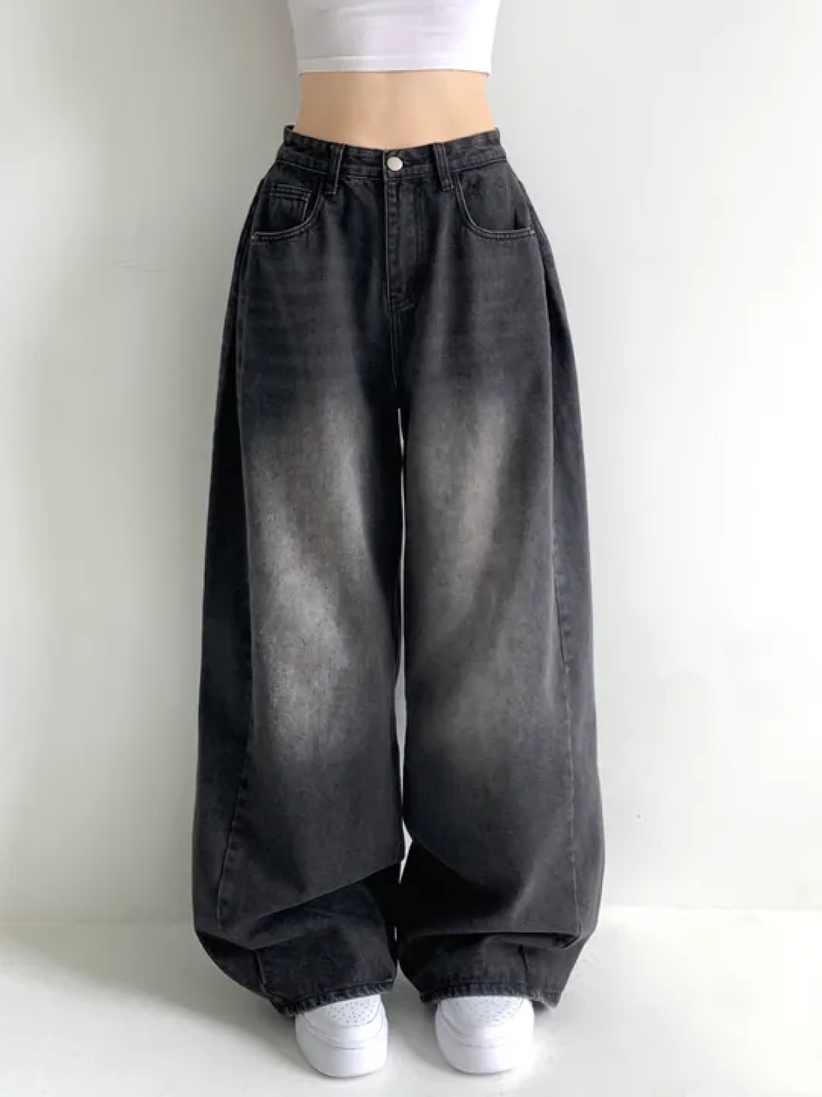 2-Length Vintage-Washed High-Waisted Balloon Denim Pants with Side Pin-Tucks