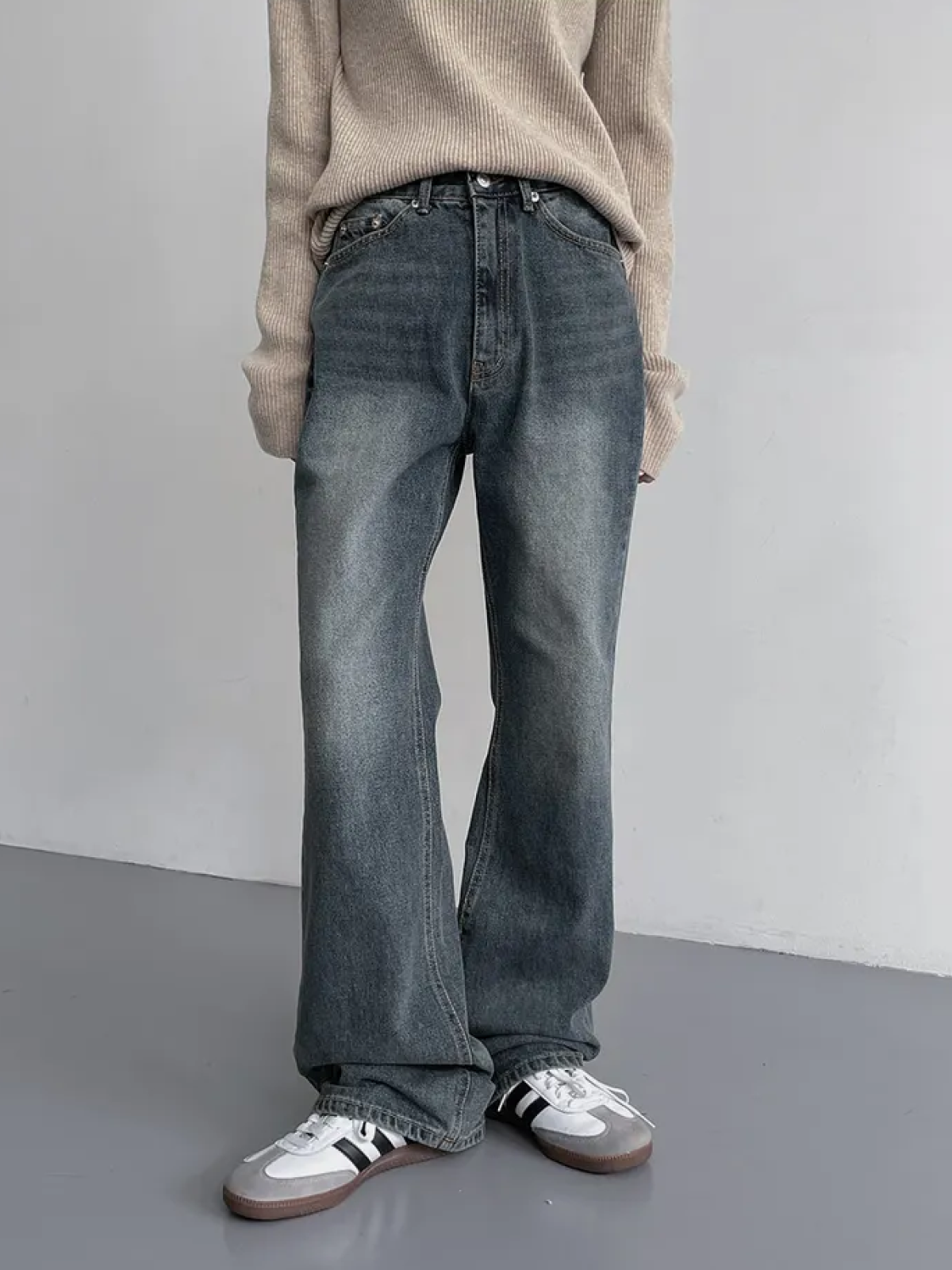 Wide Bootcut Denim Pants – Long, Vintage-Washed & Everyday Wear